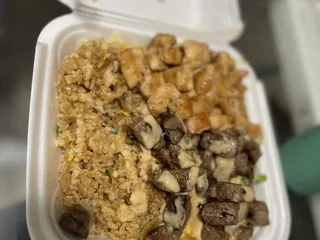Kenzie’s Habachi Sushi