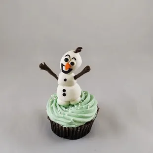Disney's Frozen - Olaf Cupcake
