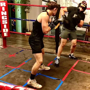 Sparring keeps you sharp! Group boxing class at Sweet Z&apos;s Gym in KC