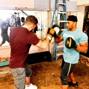 Gotta put in the work to see the results! Sweet Z&apos;s Boxing Gym in KC. Saturdays at 10:30am