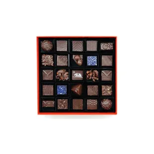 Dark Matter - Assortment of 25 dark chocolates