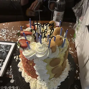 Strawberry Crunch/ Banana Pudding cake