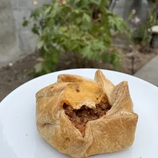 Bacon and cheddar tart