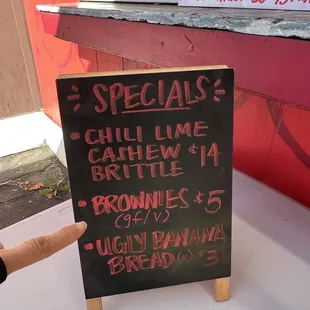 ONE gluten free item... None of the pies have a gf options, as of Jan &apos;23