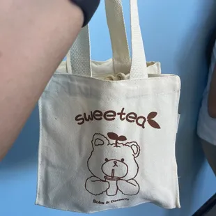 Cute totes on opening day