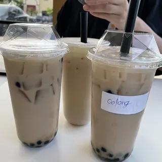 Oolong Tea with Cheese Foam