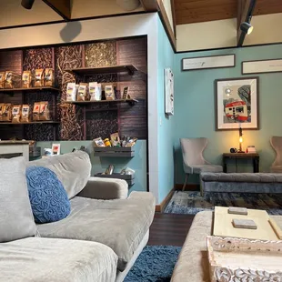 Sweeteas sitting area