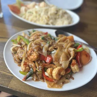 Spicy Monsoon noodle with shrimp