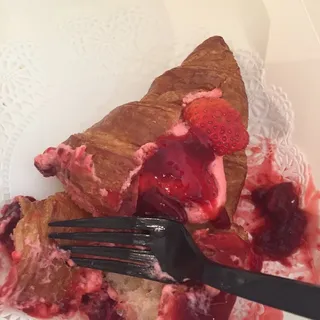 Strawberry Croissant Special