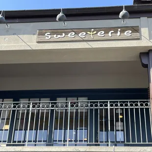 2nd floor, cupcakes and other tasty treats! Try not to drool on the floor, please.