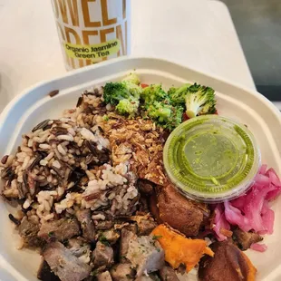 Caramelized Garlic Steak and green tea