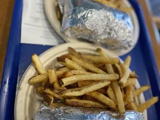 Kuubs Modern Mediterranean