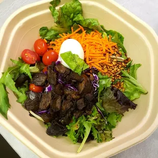 Warm Portobello Salad || IG: @misspiggyeats