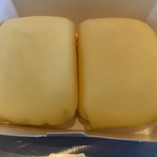 M1. Mango Pancake (2Pcs) M1. ()