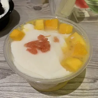 M5. Mango Pomelo Sago Tofu Pudding M5.
