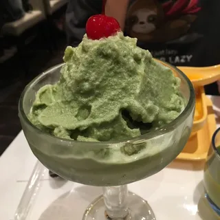 B12. Matcha Smoothie B12.