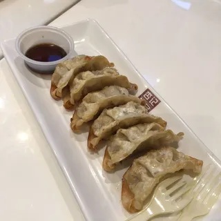 Crispy Gyoza