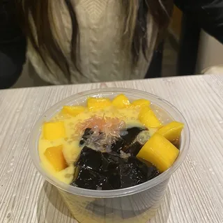 K4. Mango Pomelo Sago Grass Jelly K4.