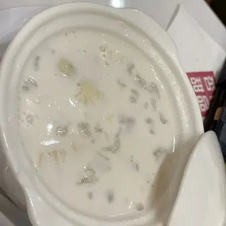 Coconut Milk, Lotus Seed and Snow Fungus with Hasma Soup