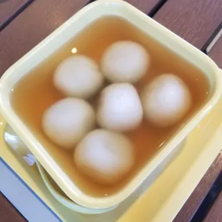 Sweet Ginger Soup with Sesame Rice Balls