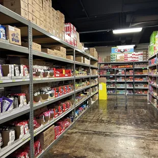 a grocery store aisle