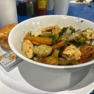 Pawpaws veggie special w/ biscuit