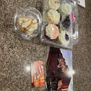 Custom Cakes