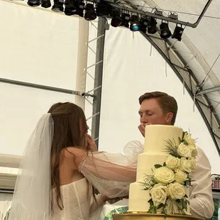 Wedding cake - will add better photos when we get them in  2024 - May