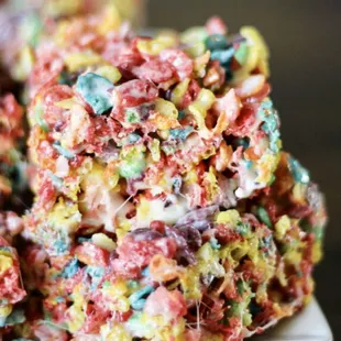 Fruity pebbles treats
