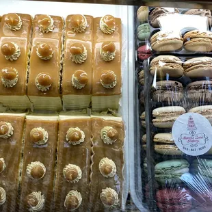 Macaroons and caramel cake