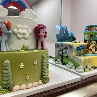 Custom cakes