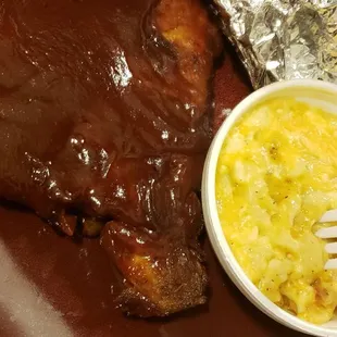 This is what I got from Sweetwater Express. I wasn't sure what all the hype was abouti was pissed they gave me the wrong side, no greens