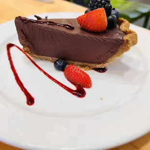 The best vegan chocolate cream pie ever!
