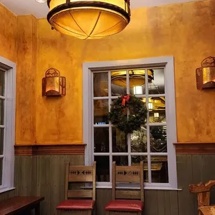 Waiting area,  festive!