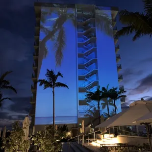 Light Monument nightly 6-9pm