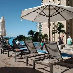 Peek-a-boo view of Waikiki beach from the pool deck.
