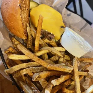 Kids cheeseburger