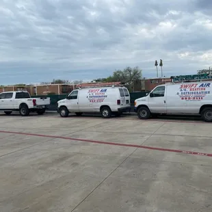 Another quality job done by Swift Air installing commercial package units .