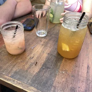 seasonal mason, stoned finch, and chimney swift