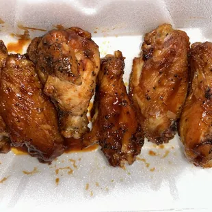 Smoked wings with Spicy BBQ sauce