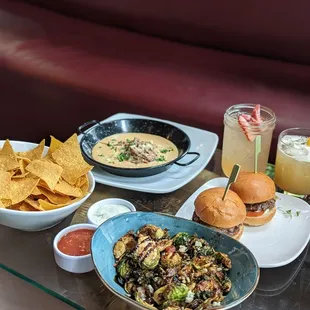 Happy hour (4-6:30pm daily)