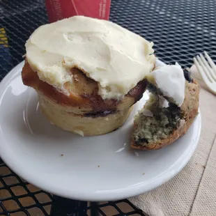 Scone disappeared, Cinnamon roll not so much