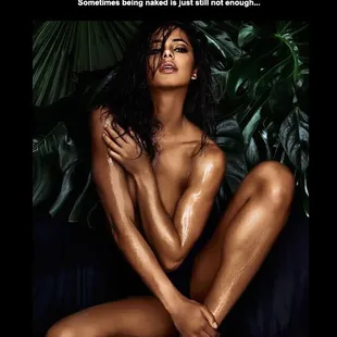 Las Vegas swinger Club for couples only with luxury nude pools and day and night club and all inclusive best of world by playboy and the wee