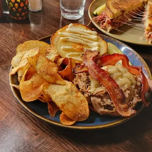 1/2 Lb . Angus Burger