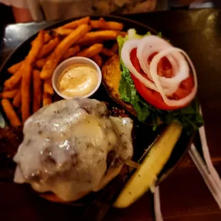 Crispy chicken sandwich