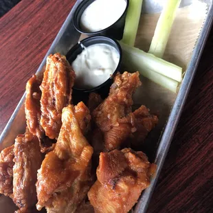 fried chicken wings, poultry, chicken wings, bbq chicken, bbq wings, chicken wings and fried chicken, fried chicken, food, chicken