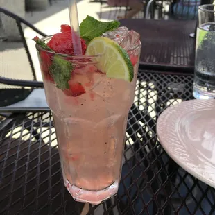 Strawberry mojito