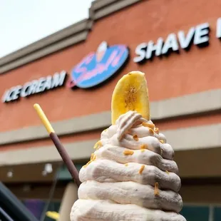 Signature Swirl&apos;d in a taiyaki pineapple cone!! So delish!!