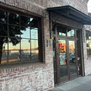 9/14/23 Exterior, entrance
