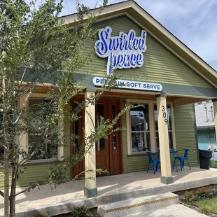 Plant-Based Soft Serve Spot - across from Wild Detectives! (August, 2024)